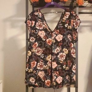 Halogen short-sleeved floral top